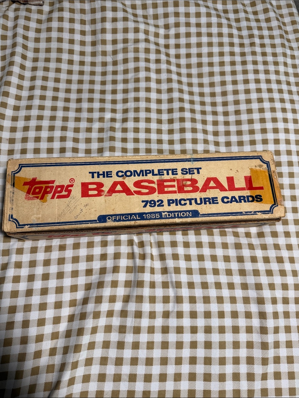 Topps Baseball Box with Red and Blue Print